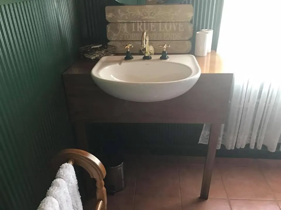Falls Teahouse Millaa Millaa